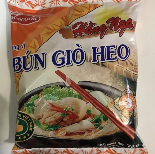 Лапша быстрого приготовления со вкусом свинины